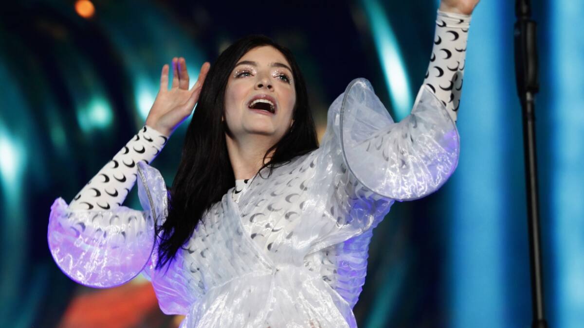 Lorde estrena su nueva canción «Stoned at the Nail Salon» y genera estas reacciones