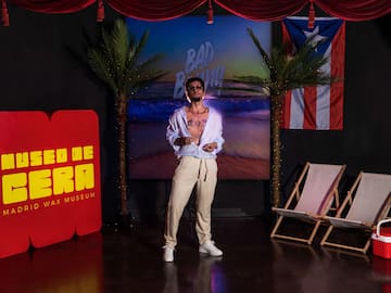 De los escenarios a los museos: Así luce la nueva figura de cera de Bad Bunny