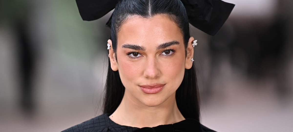 PARIS, FRANCE - JANUARY 28: (EDITORIAL USE ONLY - For Non-Editorial use please seek approval from Fashion House) Dua Lipa attends the Chanel Haute Couture Spring-Summer 2025 show as part of Paris Fashion Week on January 28, 2025 in Paris, France. (Photo by Stephane Cardinale - Corbis/Corbis via Getty Images)