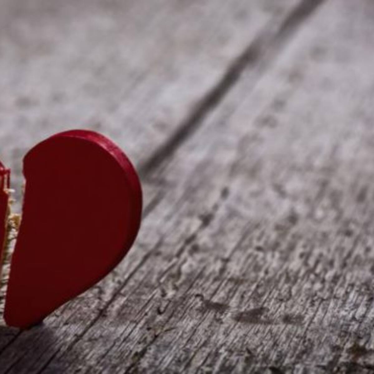 15 cosas que NO DEBES hacer después de terminar una relación