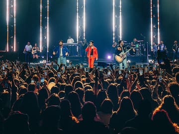 Así fue la última noche de los Jonas Brothers en Chile: locura total en sus fanáticos