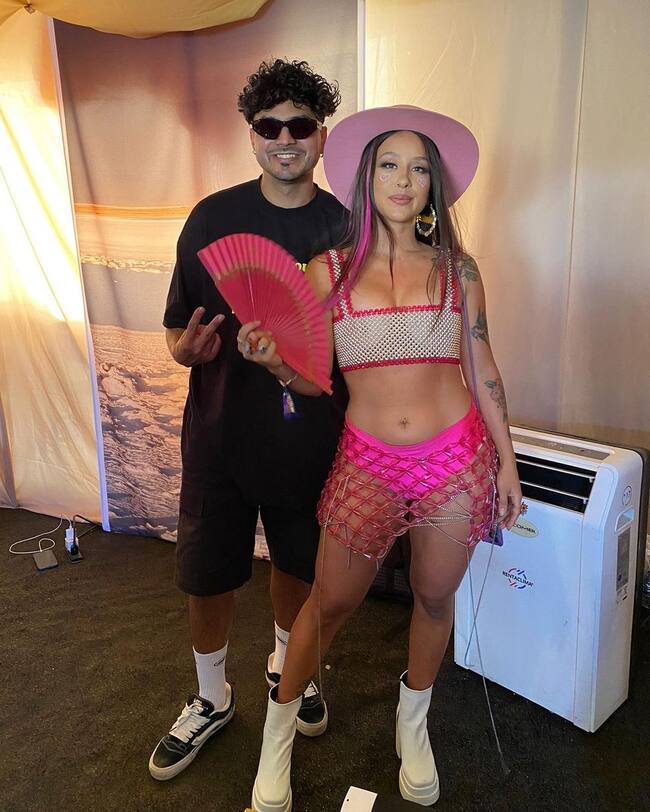 Instagram @umusicchile</a>