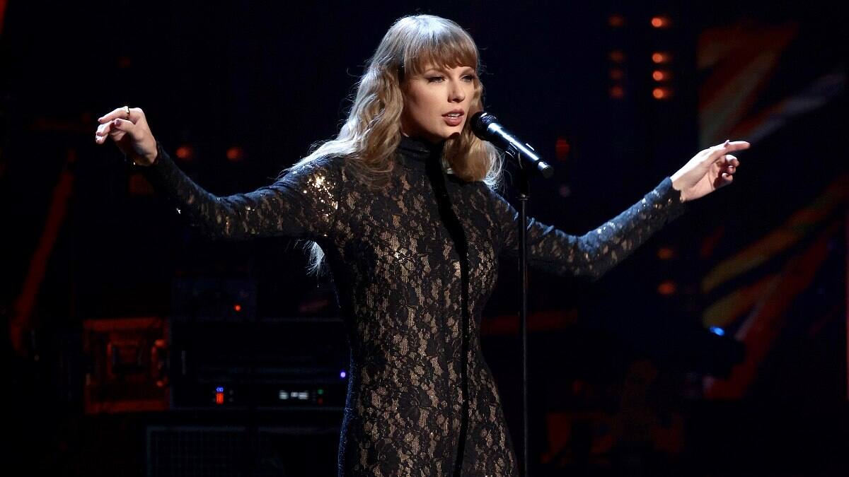 Taylor Swift ganó un premio en los CMT Music Awards 2022