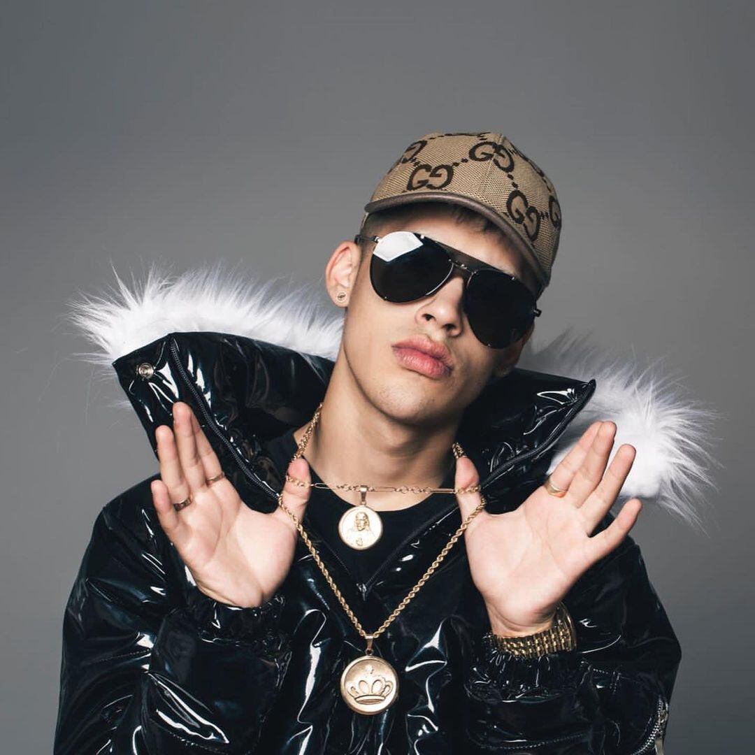 Instagram | @cris_emejota</a>