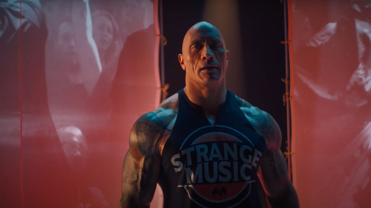 «La Roca» sorprende en su debut como rapero en una canción junto a Tech N9ne