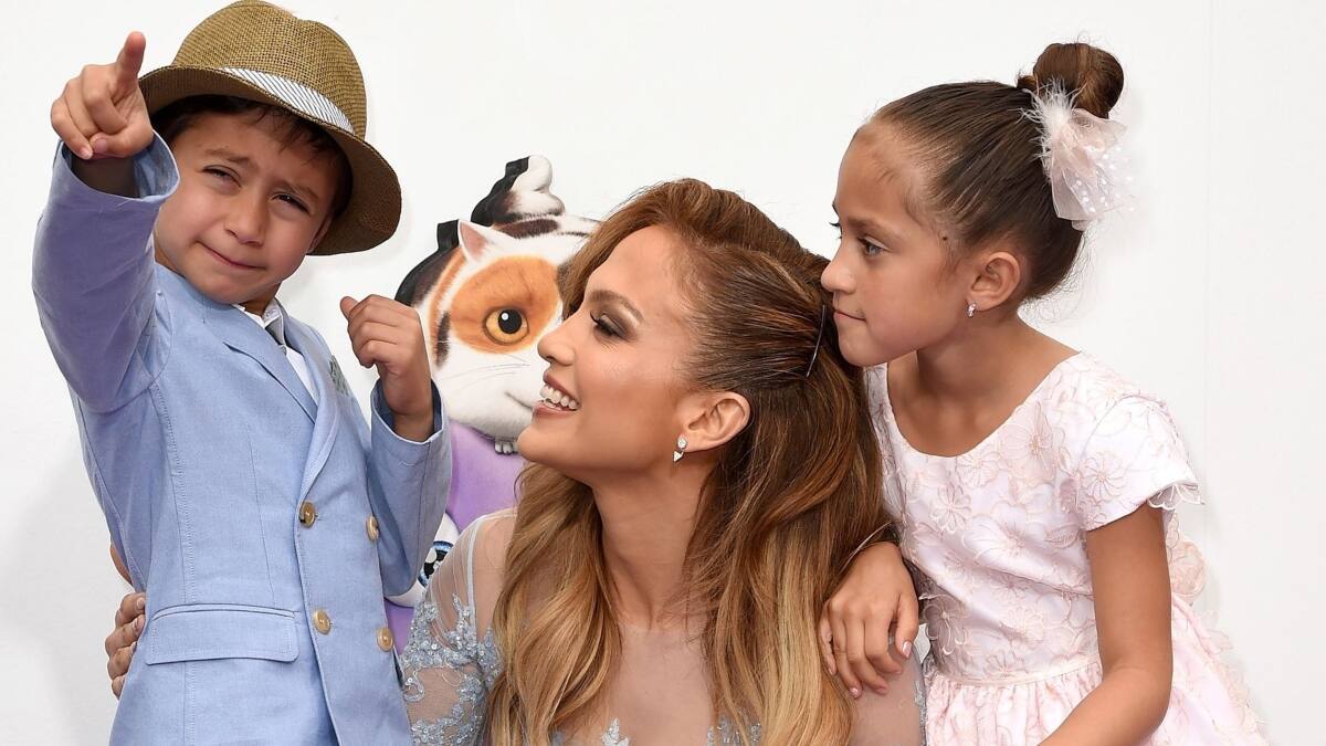 MAMÁS40: Mira a las más destacadas artistas que hoy celebran su día