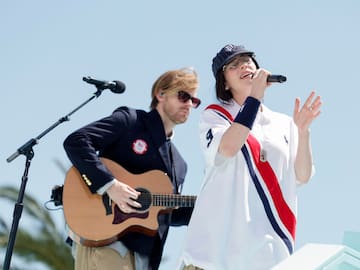 "Birds of a Feather" de Billie Eilish arrasa en los rankings globales