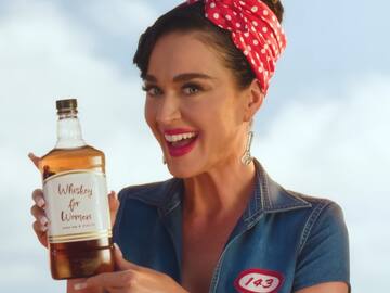 Katy Perry adelanta su nuevo álbum con "Woman´s World"