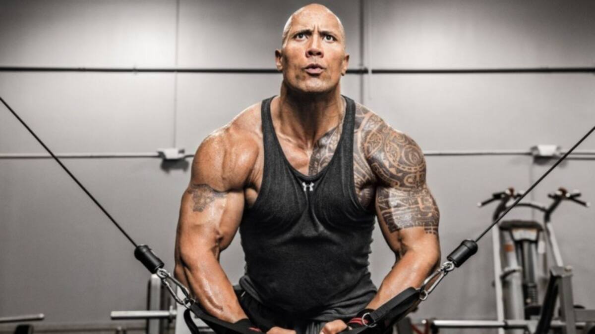 ¿Por qué Dwayne Johnson hace pipí en botellas cuando entrena? El actor explicó las razones tras su particular costumbre