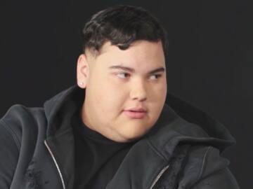 FloyyMenor habla de su éxito en las listas musicales con Billboard