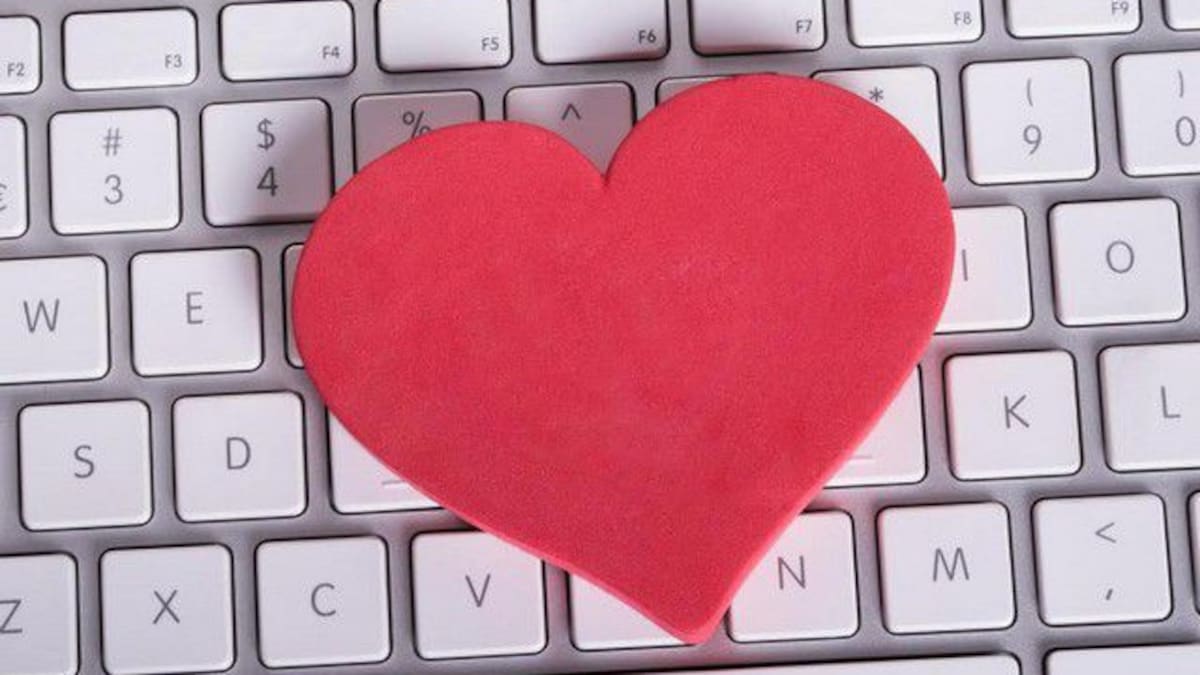 Facebook quiere competirle a Tinder como App busca parejas