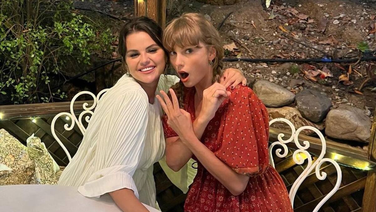 Selena Gomez revela que Taylor Swift es su única amiga en el mundo del espectáculo