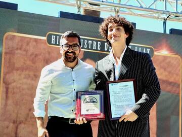 Jorge López es nombrado Hijo Ilustre de Llay Llay tras su paso por el Festival de Viña 2025