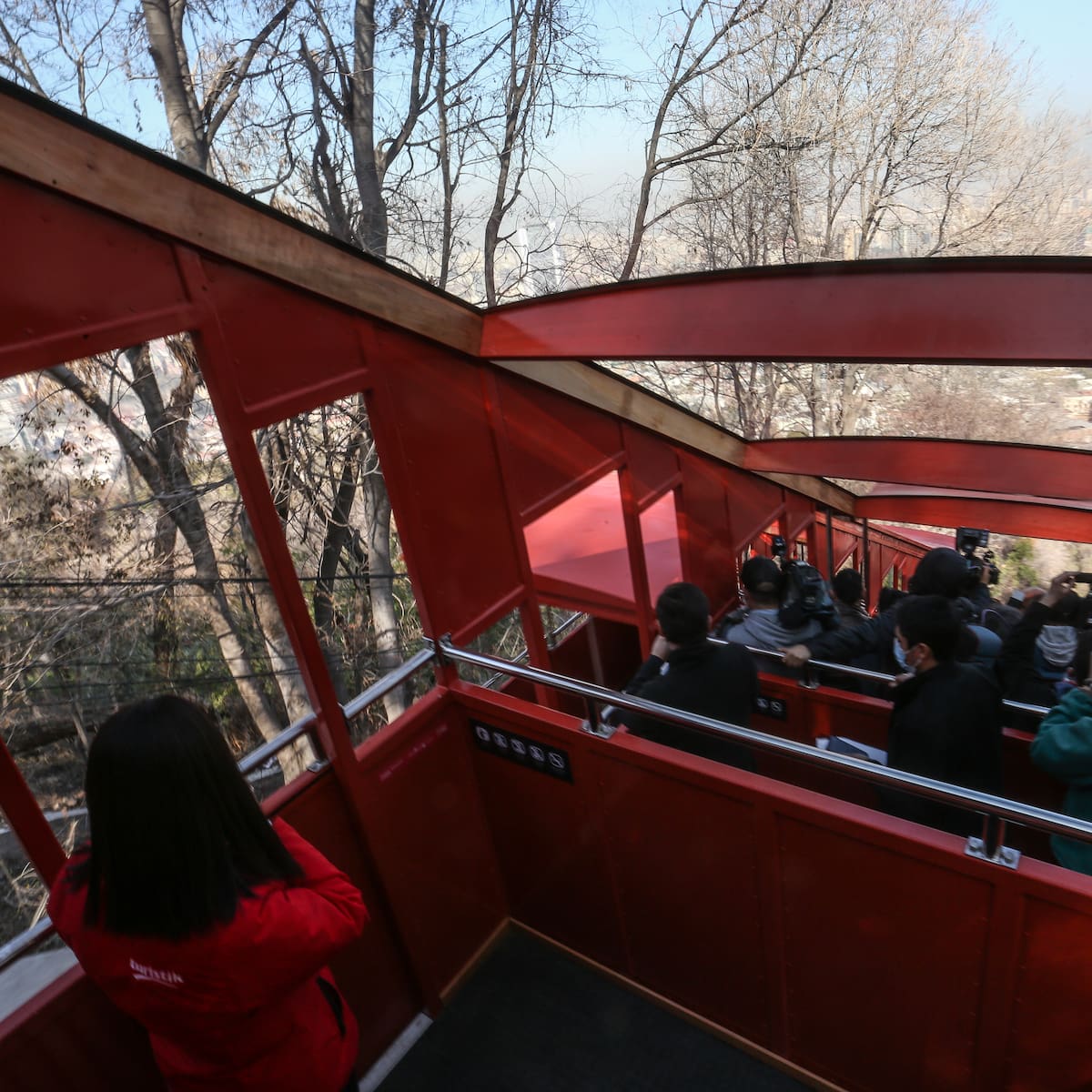 Panoramas para San Valentín 2026: Funicular Santiago anuncia una edición especial de Roof & Night Sunset y así puedes ser parte