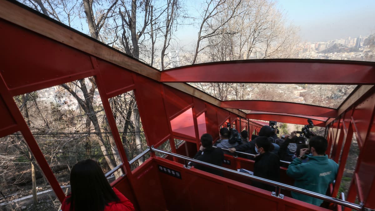 Panoramas para San Valentín 2026: Funicular Santiago anuncia una edición especial de Roof & Night Sunset y así puedes ser parte