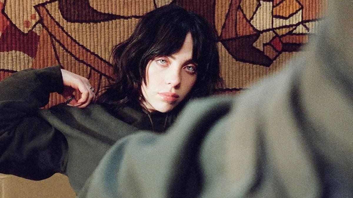 Billie Eilish causa furor en redes sociales con su nueva colección