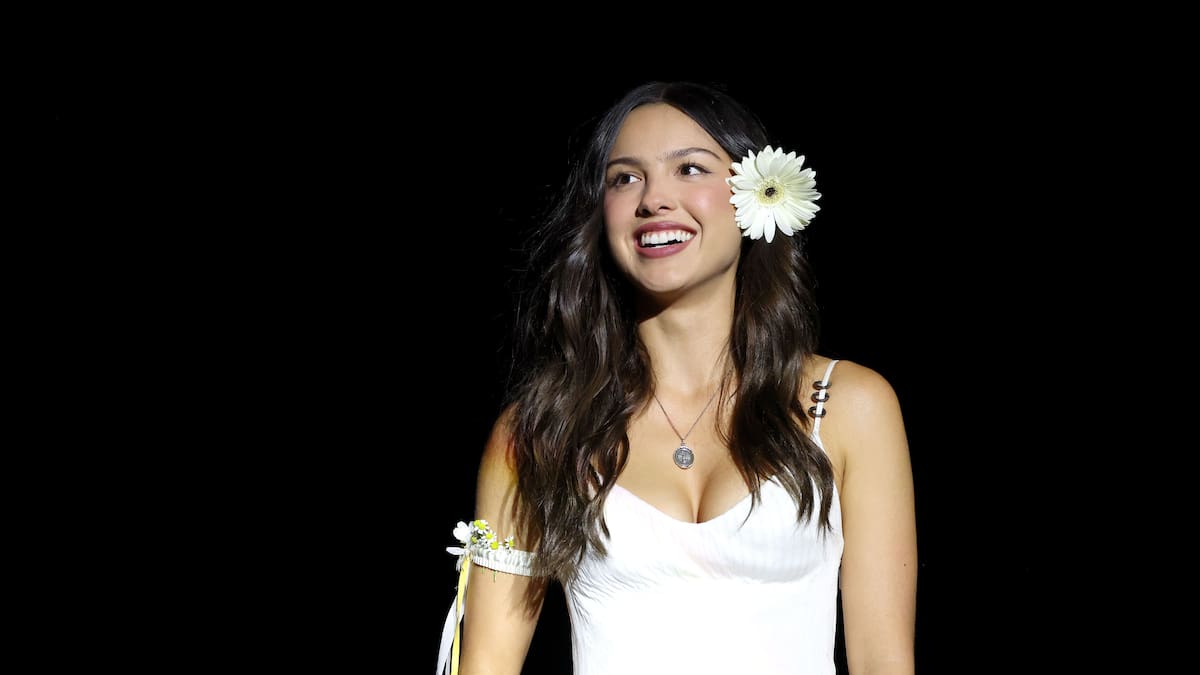 Histórico: Olivia Rodrigo suma fuerzas con Melinda Gates y reúne 20 millones de dólares en Daisy Chain Fields