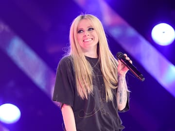 Avril Lavigne se refiere a la teoría conspirativa de su reemplazo