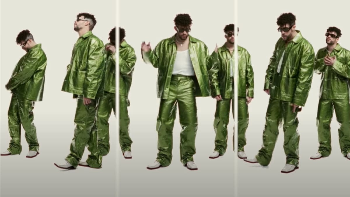 ¡Ejooo! Bad Bunny recreó el video de la popular canción «Macarena»