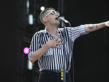 Alex Anwandter revela los primeros invitados para su histórico show en el Movistar Arena 2026: Gepe, Juliana Gattas y más