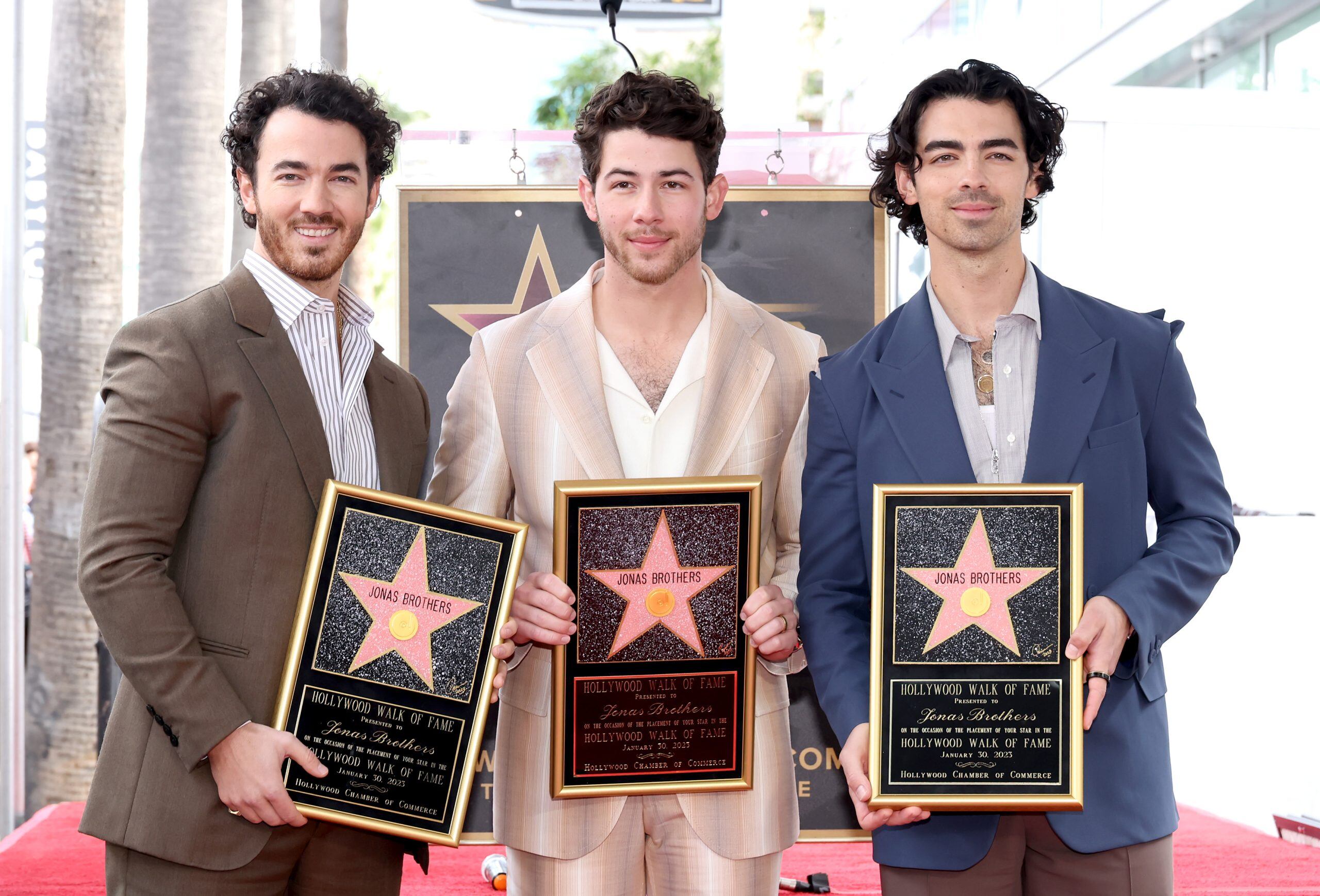 Jonas Brothers en el Paseo de la Fama 2023 (Getty Images)