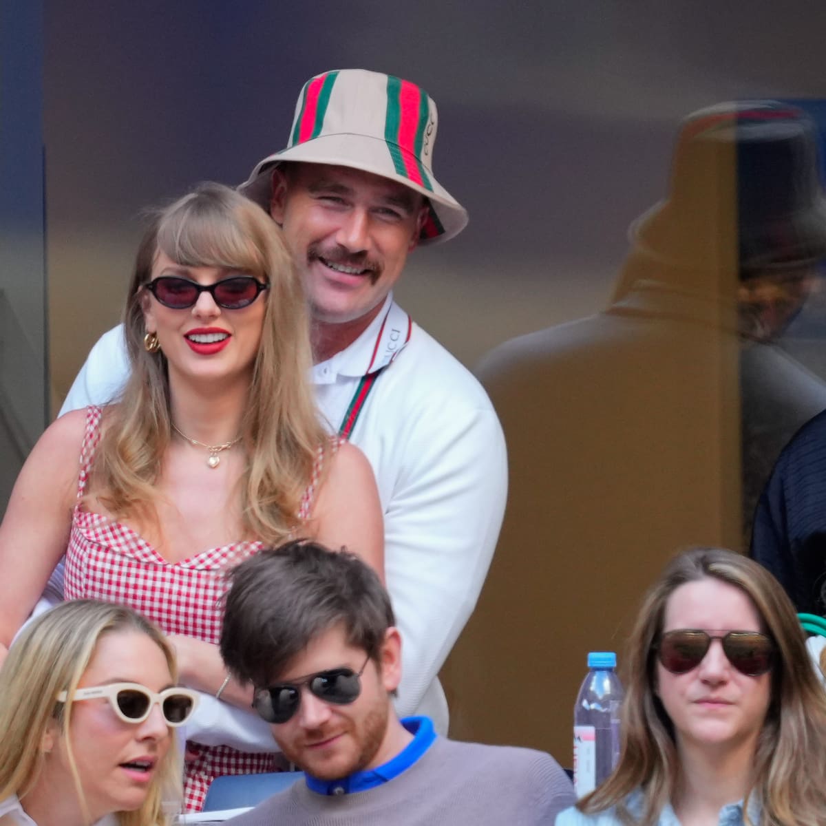 Antes de dar el "sí": Taylor Swift y Travis Kelce donan 26 millones de dólares a organizaciones benéficas