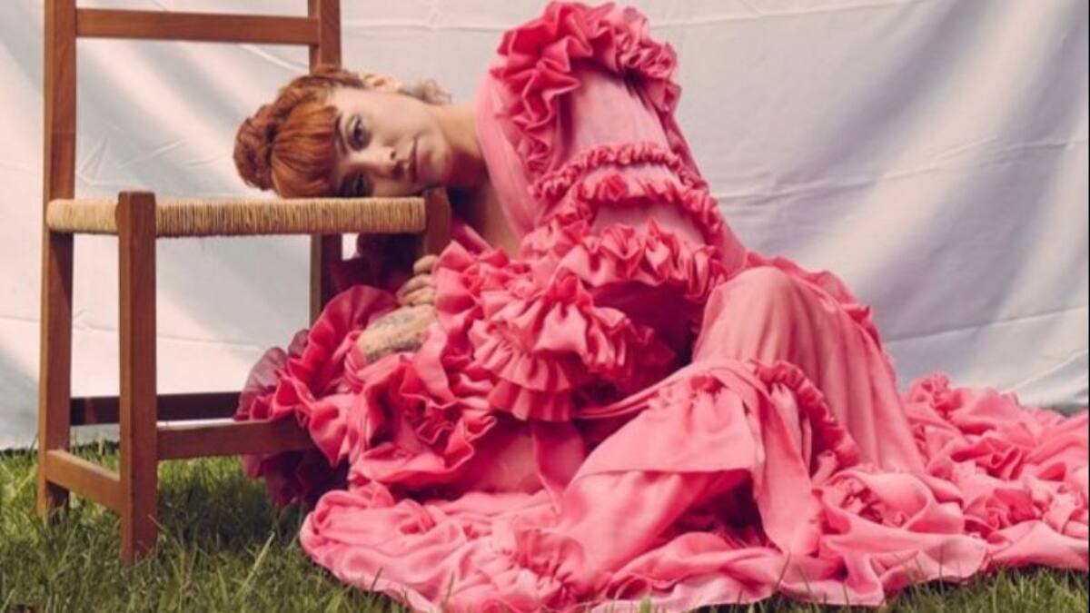 «Me mandaron a reposo»: Mon Laferte habla sobre su embarazo