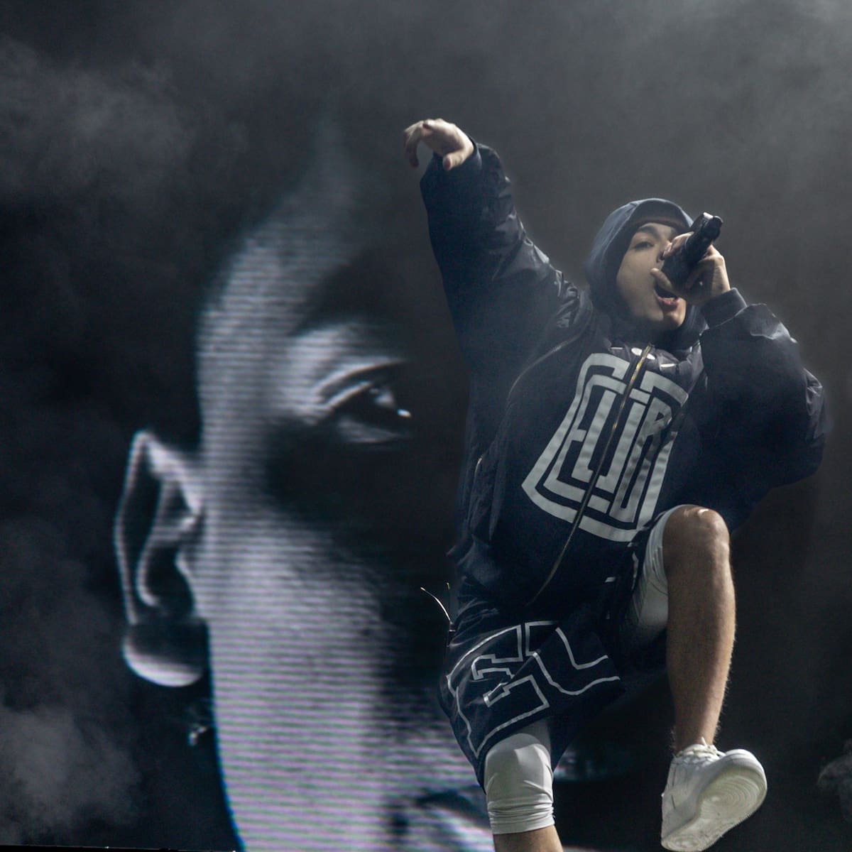 Qué esperar del show de Trueno en Chile 2026: El rapero argentino regresa con su disco "TURR4ZO"