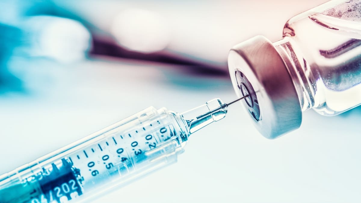 FundéuRAE: «Vacuna» se transforma en la palabra del año