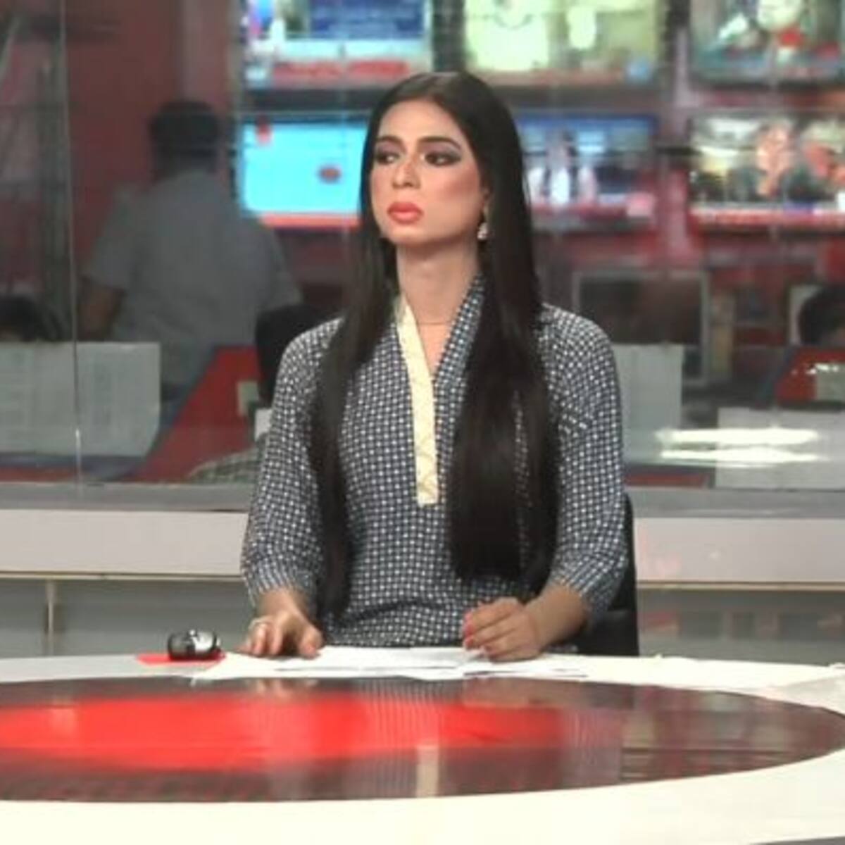 Ella es la primera presentadora de noticias transgénero del mundo