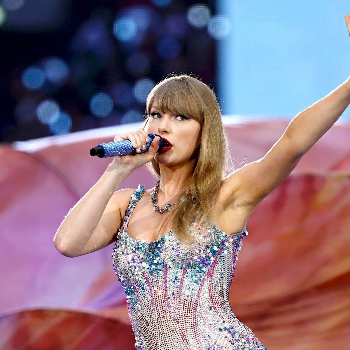 "Se pone un poco raro cuando la gente actúa como si fuera una prueba de paternidad": Taylor Swift se refiere a los supuestos mensajes ocultos en sus canciones