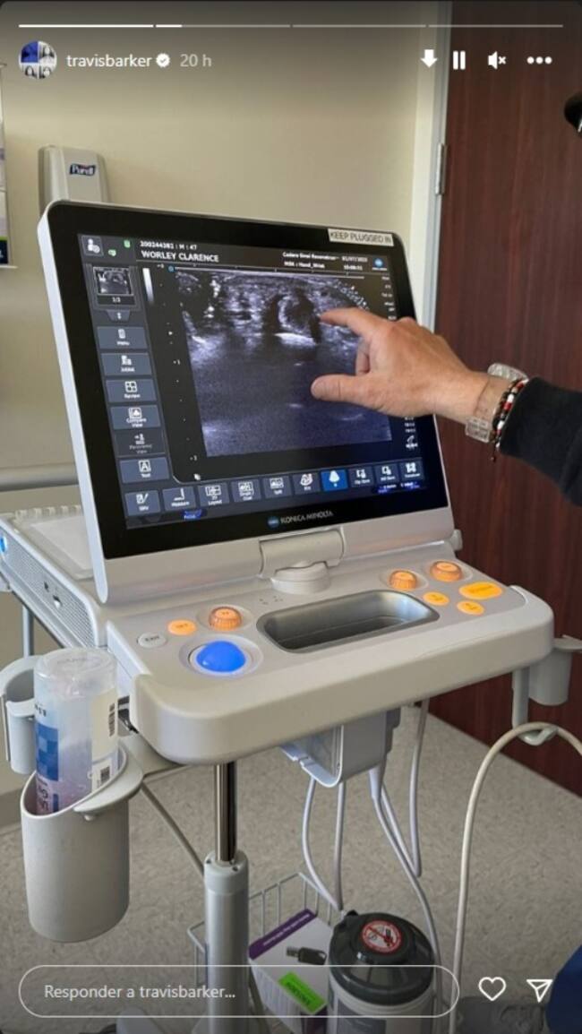 Captura Instagram @travisbarker