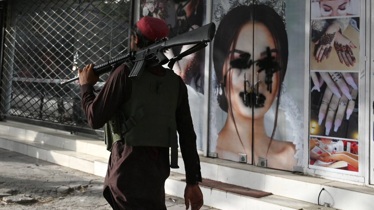 Facebook y otras redes sociales están prohibiendo contenido de apoyo a talibanes