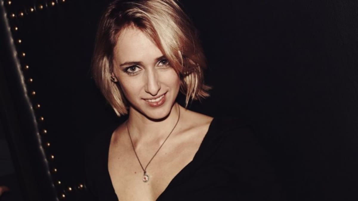 La actriz chilena Andrea Velasco confirmó que padece de coronavirus