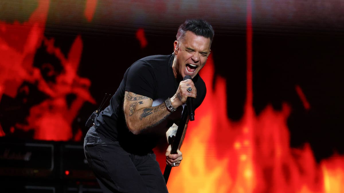 Robbie Williams en Chile 2026: 5 canciones que no pueden faltar en su show en el Estadio Bicentenario de La Florida