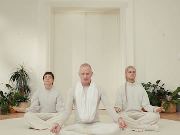 CA7RIEL & Paco Amoroso siguen adelanto una nueva era con “HASTA JESÚS TUVO UN MAL DÍA” junto a Sting