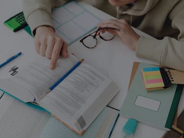 ¡Ya están los resultados de la PAES! Conoce las 10 carreras universitarias mejor pagadas en Chile