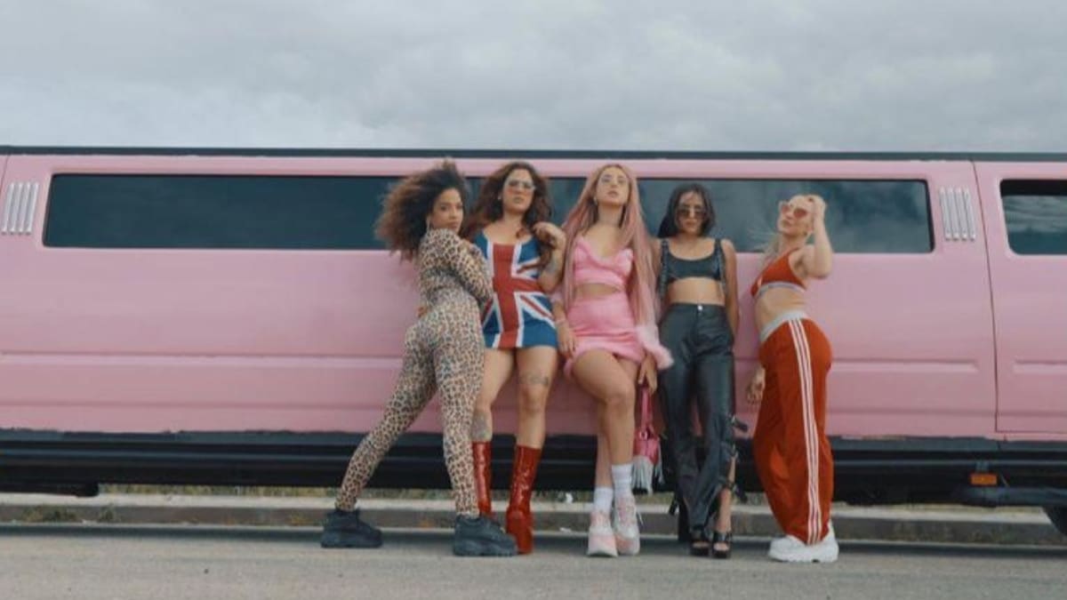 Lola Índigo se luce junto a sus amigas en su nuevo tema «Spice Girls»