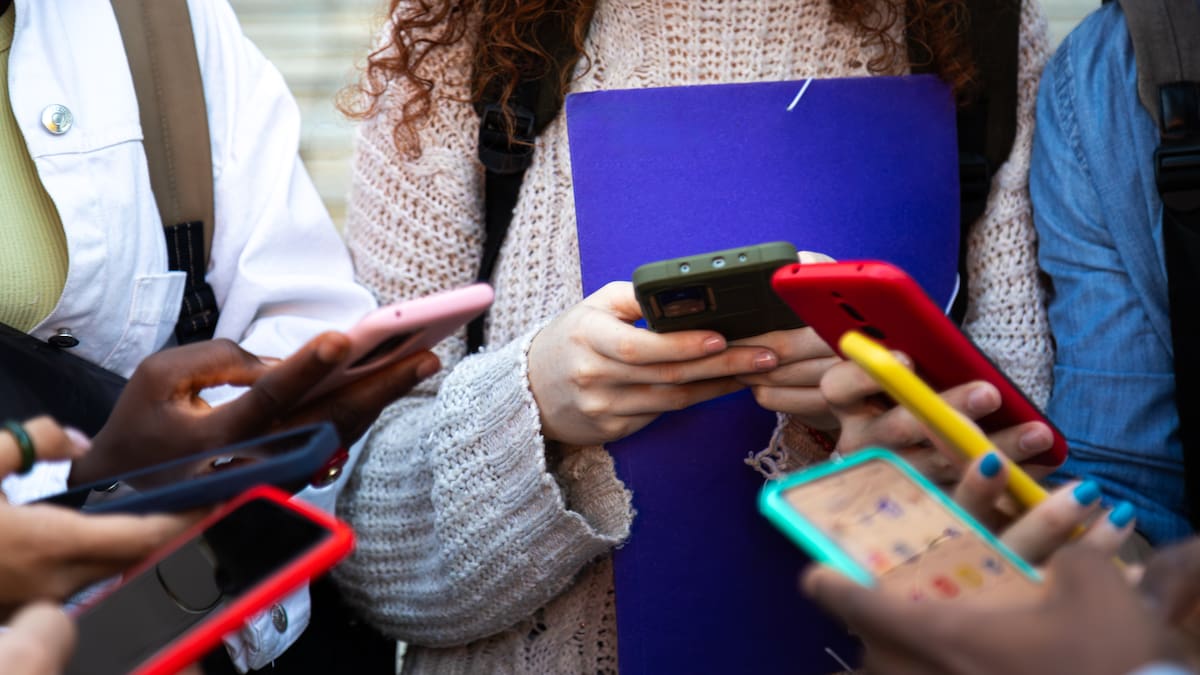 Si tu Instagram es público, Meta podría utilizar tus fotos para entrenar su IA: así puedes protegerte