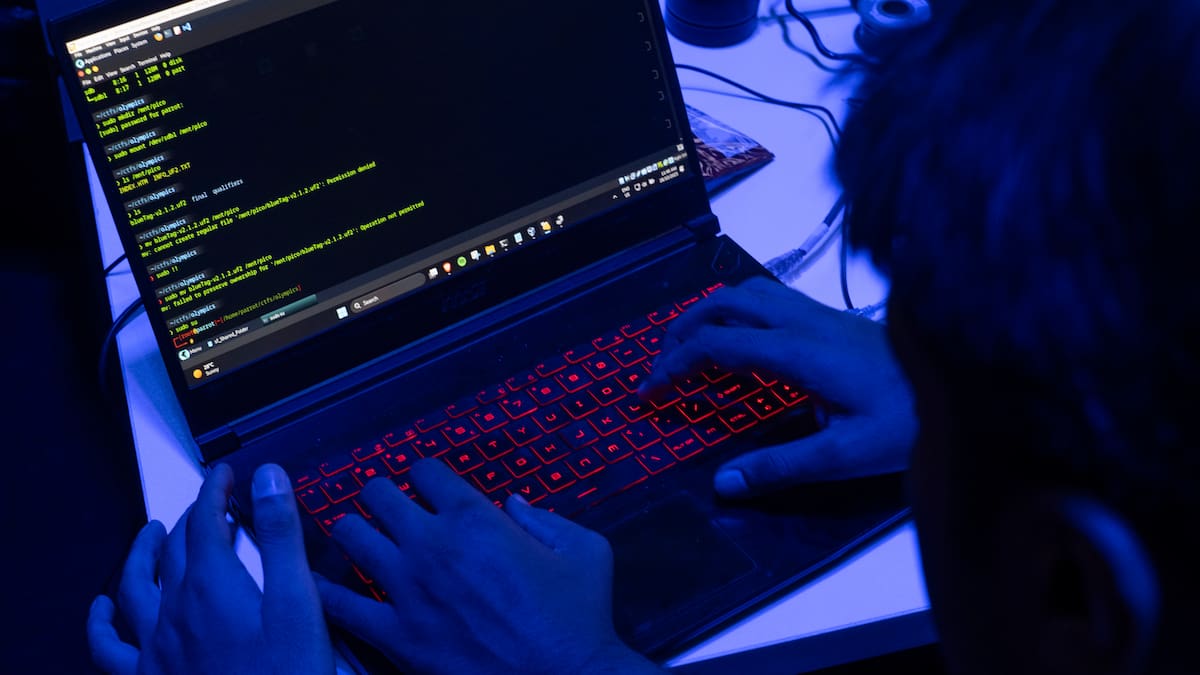Alerta por hackeos en Chile: esto debes hacer ya para proteger tus cuentas
