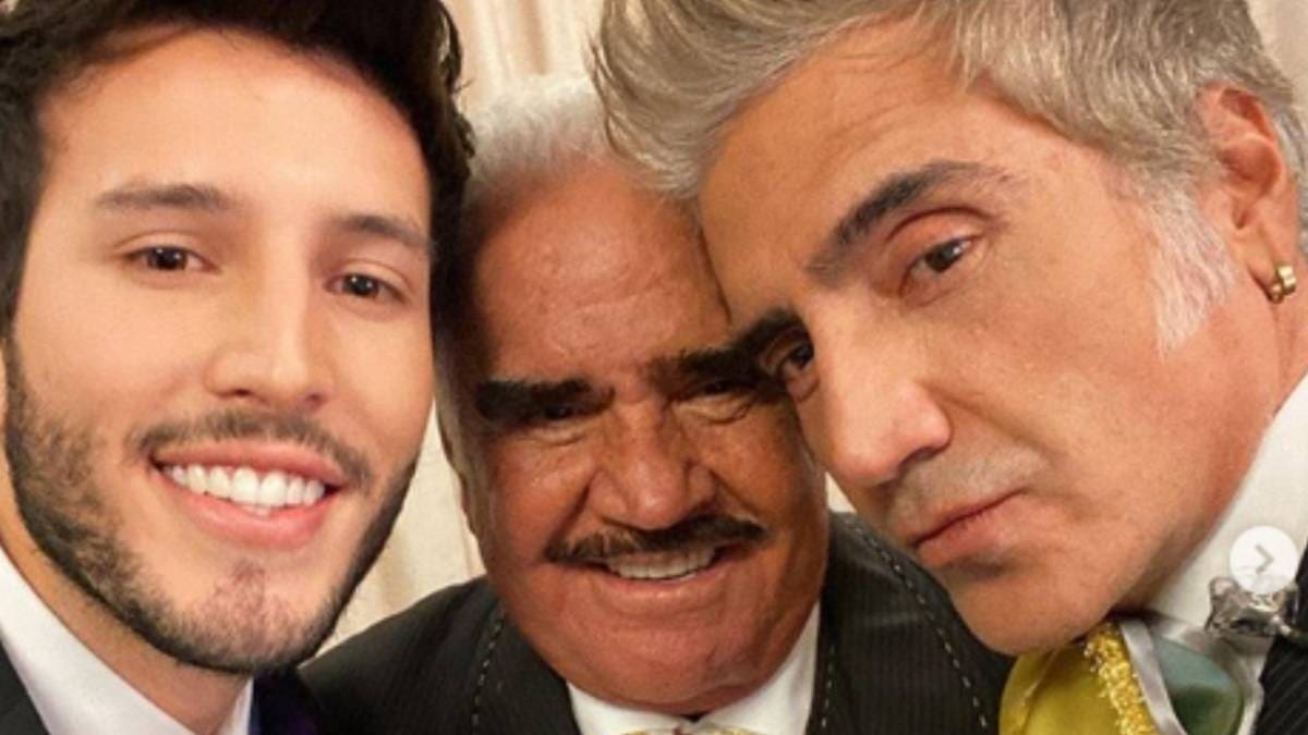 Sebastián Yatra comparte emotivo mensaje tras la muerte de Vicente Fernández