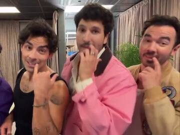 Jonas Brothers y Sebastián Yatra se unen para el trend viral de "Shiny"