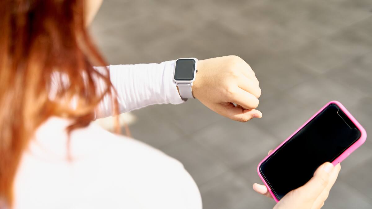 Celulares podrían amanecer con la “hora mala” el día del plebiscito