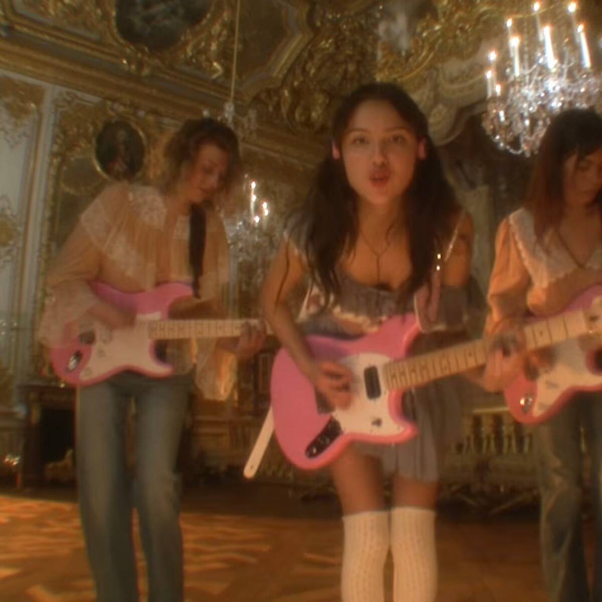 Olivia Rodrigo presenta el primer adelanto de su nueva era con "Drop Dead"