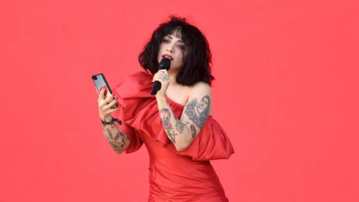 Mon Laferte responde a los haters que la criticaron por su cover a Dua Lipa