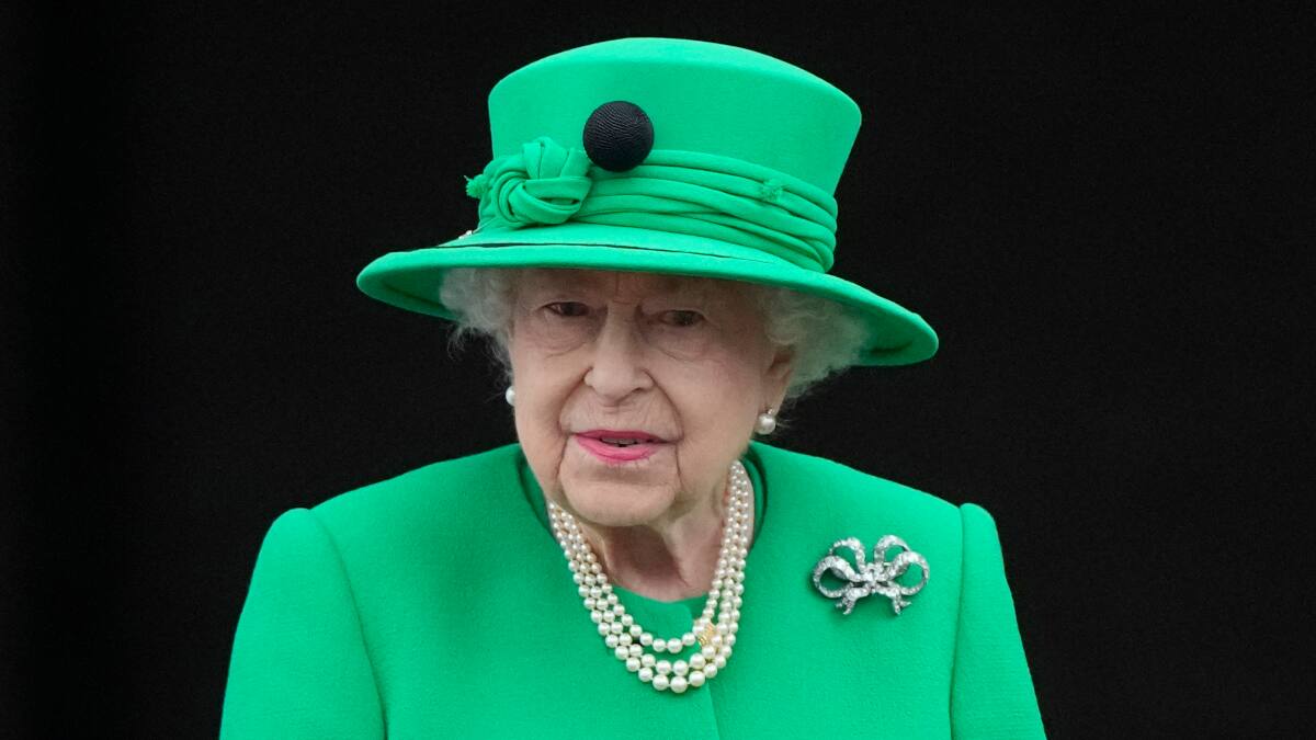 No crean todo lo que ven en internet: ¿Por qué la Reina Isabel II está siendo tendencia?