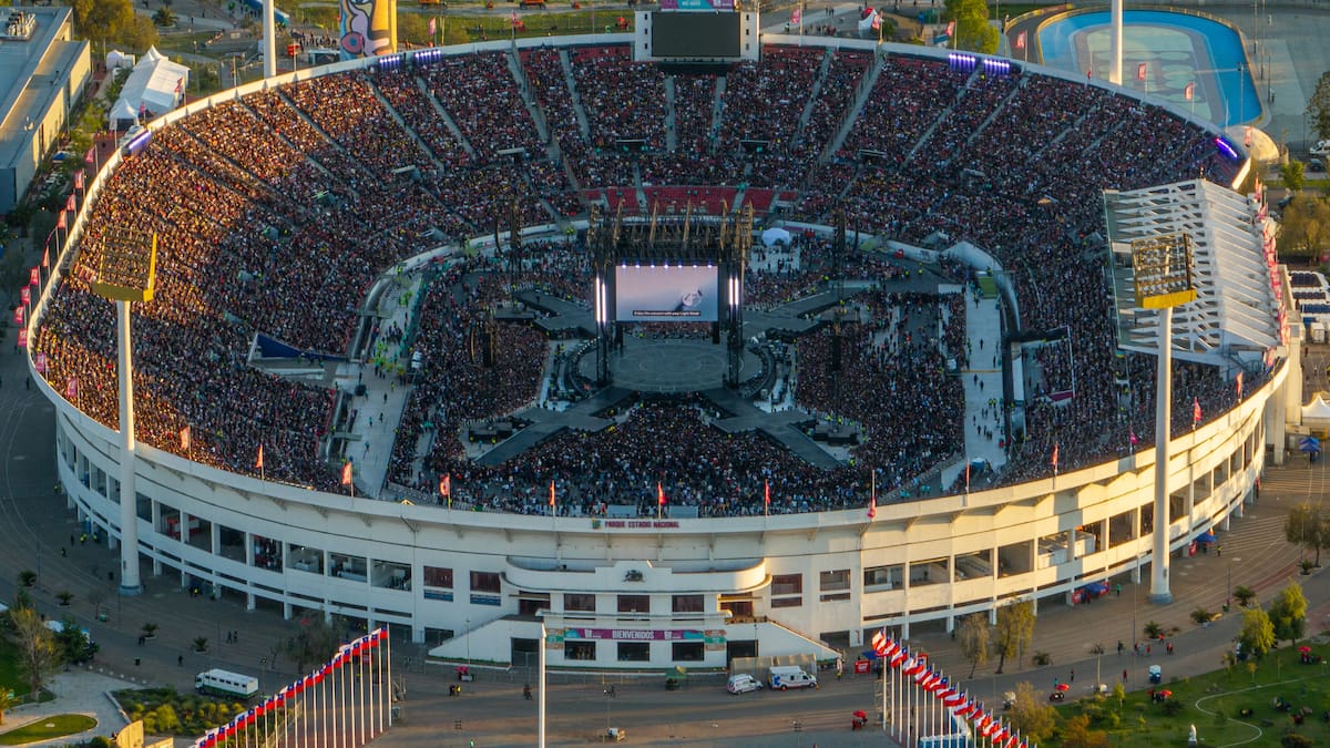 BTS no solo llenó el Estadio Nacional: la millonaria cifra que habría dejado en Chile