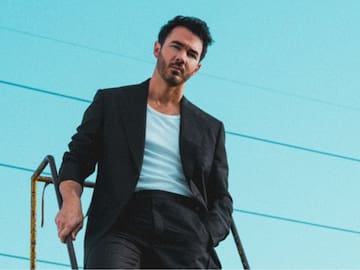 Kevin Jonas lanza su carrera como solista y estrena su canción "Changing"