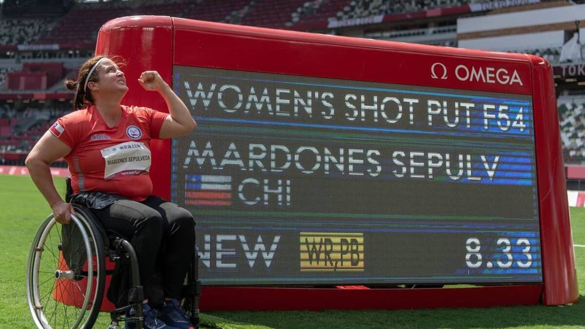 ¡Genia y figura! Francisca Mardones gana oro y récord mundial en Tokio 2020