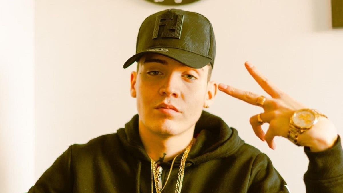 ¿Cuánto estaría ganando Marcianeke?: Revelan fórmula de pago por canción en Spotify